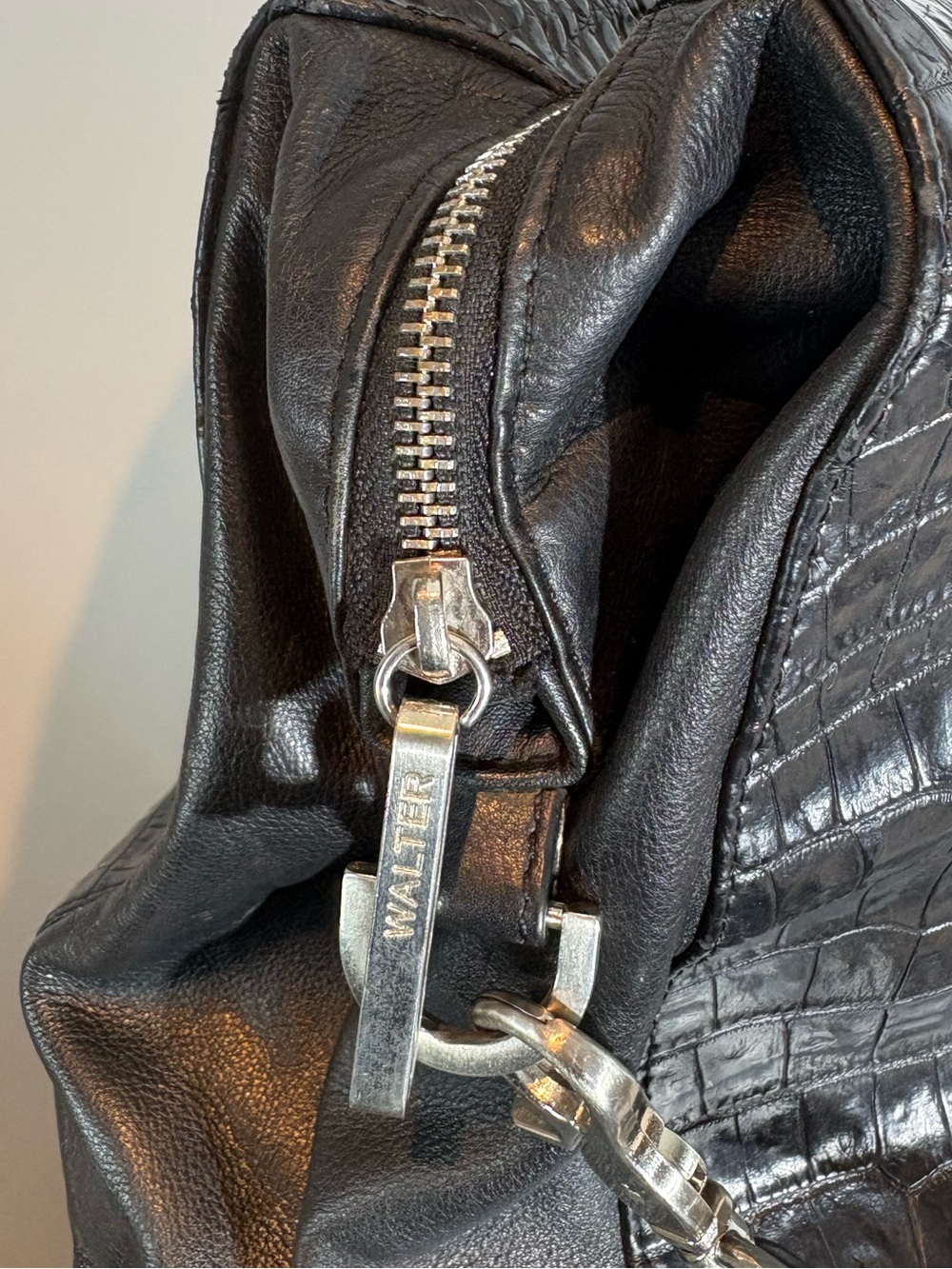 Walter by Walter Baker Black Croc Embossed Leather Satchel Crossbody Bag - Picture 6 of 13